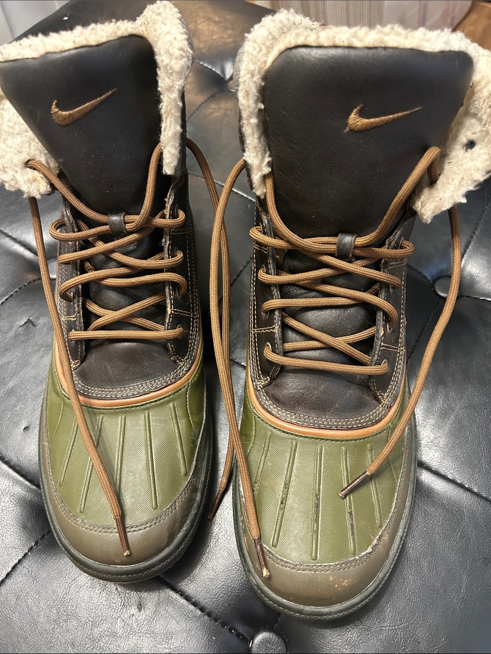 Nike Men’s Olive Green and Brown Waterproof Winter Boots with Shearling Trim